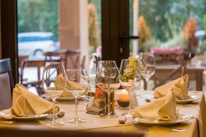 Read more about the article Prihajajoče spremembe v gostinstvu leta 2024