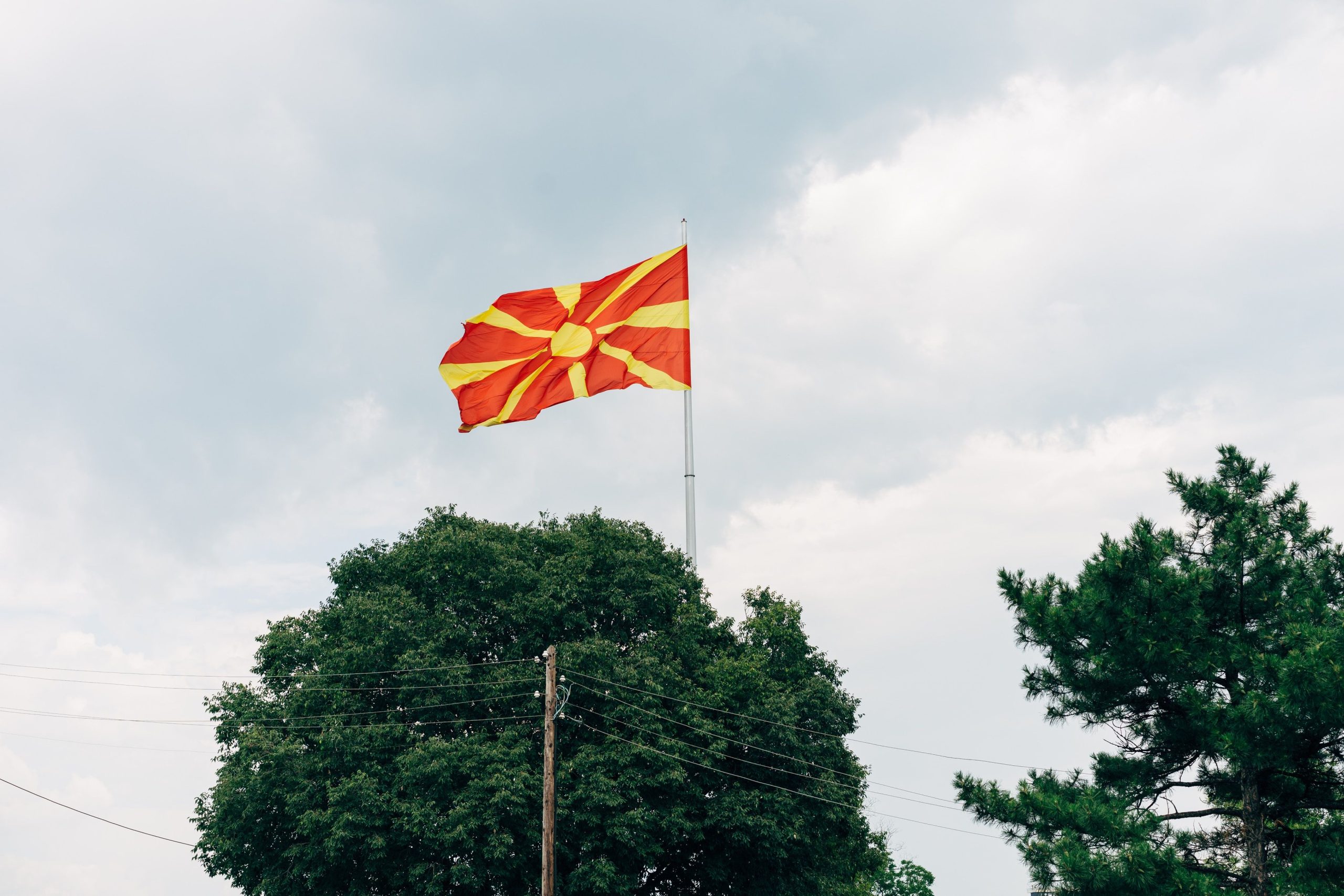 You are currently viewing Globalna Evropa: Spodbujanje človekovih pravic, temeljnih svoboščin, demokracije in vladavine prava v Severni Makedoniji